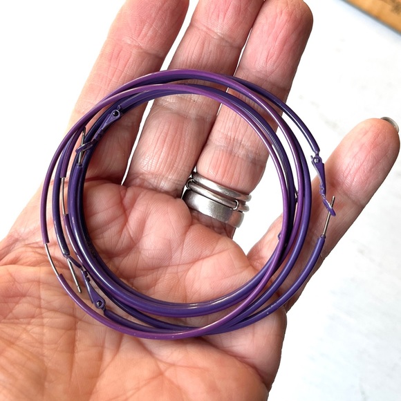3pr Vintage Large Enamel Metal Round Thin Wire Hoop Earrings Pierced Ears Purple - Picture 6 of 6